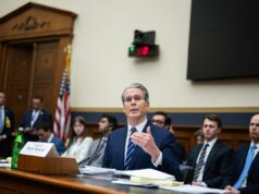 Bitcoin afunda depois que o secretário do Tesouro, Bessent, diz que o governo dos EUA não pode dizer aos bancos para resgatar a criptografia ESTADOS UNIDOS - 4 DE FEVEREIRO: O secretário do Tesouro, Scott Bessent, testemunha durante a audiência do Comitê de Serviços Financeiros da Câmara intitulada