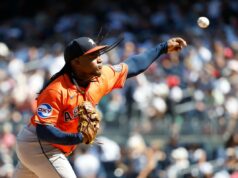 Blue Jays emergem como equipe no sorteio Framber Valdez O arremessador do Houston Astros, Framber Valdez, lança um arremesso na quinta entrada no Yankee Stadium no Bronx, Nova York, EUA, sábado, 9 de agosto de 2025.