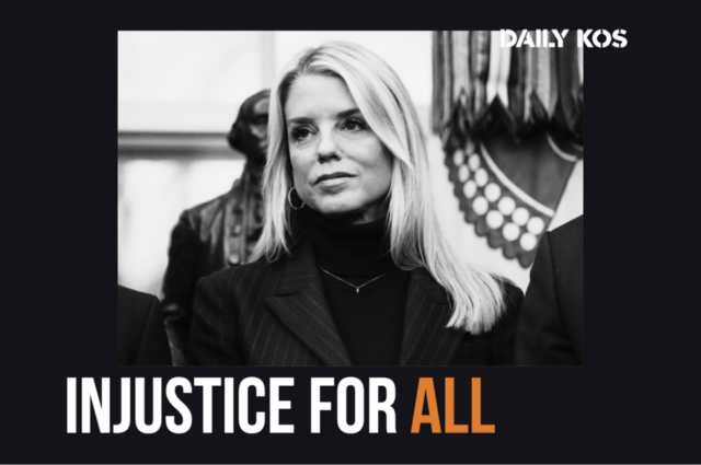 Bondi tenta salvar o que não pode ser salvo, além Lindsey Halligan fala enquanto o presidente Donald Trump assina ordens executivas no Salão Oval da Casa Branca, sexta-feira, 31 de janeiro de 2025, em Washington. (Foto AP/Evan Vucci)