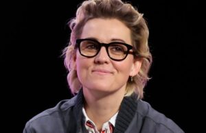 Brandi Carlile sobre o que significa cantar ‘America the Beautiful’ no Super Bowl em tempos de turbulência: é uma canção de ‘Esperança frágil, para onde a América poderia estar’ Brandi Carlile sobre o que significa cantar 'America the Beautiful' no Super Bowl em tempos de turbulência: é uma canção de 'Esperança frágil, para onde a América poderia estar'