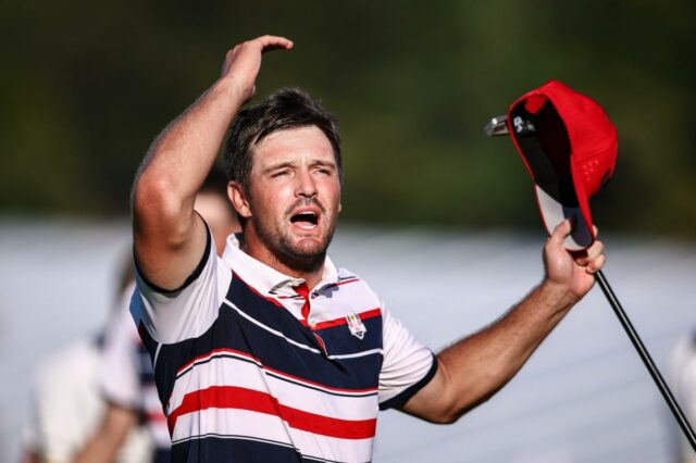 Bryson DeChambeau lança dúvidas sobre o futuro do LIV Golf Bryson DeChambeau durante a Ryder Cup em 28 de setembro de 2025.