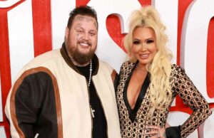 Bunnie Xo relembra os desafios sexuais quando o marido Jelly Roll era “tão grande” Por que Bunnie Xo queria abordar a infidelidade do marido Jelly Roll em suas memórias