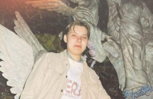 Butcher é considerado culpado de matar ex-namorada e cortá-la ao meio antes de enterrá-la no jardim Os jurados condenaram Podedworna por unanimidade por homicídio, impedindo um enterro legal e pervertendo o curso da justiça (PA)