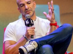 CBS News corta relações com o especialista em longevidade Peter Attia em meio a revelações de Epstein CBS News corta relações com o especialista em longevidade Peter Attia em meio a revelações de Epstein