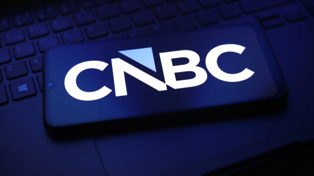 CNBC atingida por demissões na reestruturação da redação
