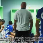 Camarim do Persib esquenta, Bojan Hodak se irrita na frente de Thom Haye e Eliano destacando muitos erros