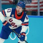 Tudo o que as equipes de hóquei masculino e feminino dos EUA disseram sobre o drama de Trump, Hilary Knight