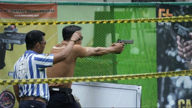 Campeonato Nacional de Tiro Incentiva o Desenvolvimento de Atletas Indonésios
