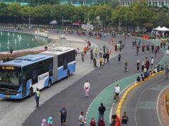 Caótico! Ônibus TransJakarta atropela pedestres no sul de Jacarta e morre, aqui está a cronologia Caótico! Ônibus TransJakarta atropela pedestres no sul de Jacarta e morre, aqui está a cronologia
