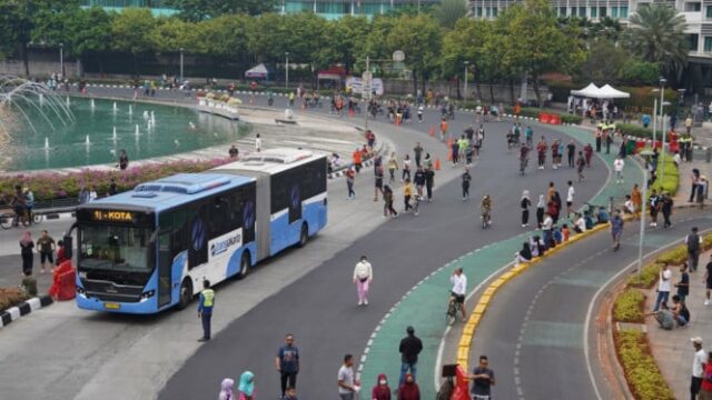 Caótico! Ônibus TransJakarta atropela pedestres no sul de Jacarta e morre, aqui está a cronologia
