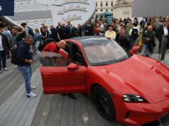 Carros, vacas e muito mais à medida que a Austrália se aproxima de uma mega vitória comercial David Crowe