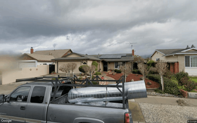 Casa unifamiliar é vendida em San Jose por US$ 1,1 Polton Place Wy. 3794 - Google Street View