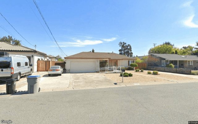 Avenida Lantana 12890 - Google Street View