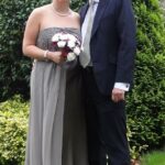 Julian Thirsk e Emma King (foto) estão processando os incorporadores de seu luxuoso apartamento à beira-mar em Londres em uma briga de £ 3,6 milhões no Tribunal Superior