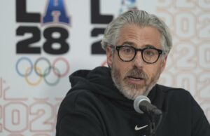 Casey Wasserman venderá sua agência de talentos e permanecerá no comitê das Olimpíadas Casey Wasserman venderá sua agência de talentos e permanecerá no comitê das Olimpíadas