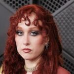 Chappell Roan deixa a agência devido à conexão do proprietário com Jeffrey Epstein