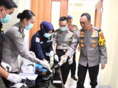 Chefe da Polícia Regional de South Sumatra participa e lidera diretamente testes de urina de membros: tolerância zero às drogas Chefe da Polícia Regional de South Sumatra participa e lidera diretamente testes de urina de membros: tolerância zero às drogas