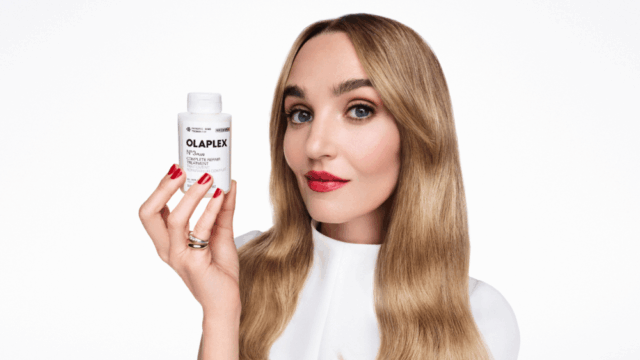 Chloe Fineman estrela campanha Olapex para novo tratamento capilar No.3PLUS Chloe Fineman estrela campanha Olaplex para lançamento de tratamento capilar