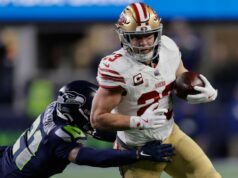 Christian McCaffrey, do 49ers, é o jogador de retorno do ano da NFL Christian McCaffrey, do 49ers, é o jogador de retorno do ano da NFL