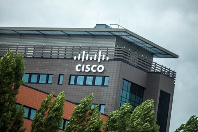 Cisco afirma que hackers têm explorado um bug crítico para invadir redes de grandes clientes desde 2023

