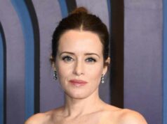 Claire Foy revela batalha secreta de 5 anos contra parasitas ‘nojentos’ Daisy Ridley detalha a descoberta do diagnóstico da doença de Graves após o papel no filme Saúde da Mulher Capa de setembro de outubro de 2024