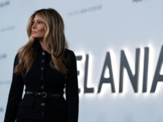 Claro, alguns reféns estão livres. Mas você já viu o novo filme de Melania? Claro, alguns reféns estão livres. Mas você já viu o novo filme de Melania?