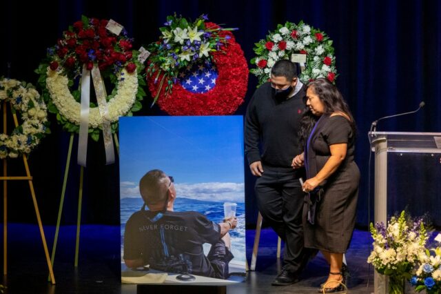 Com o julgamento por assassinato se aproximando, três fazem acordos para matar o ex-policial de San Jose que trabalhava como segurança KRON4
