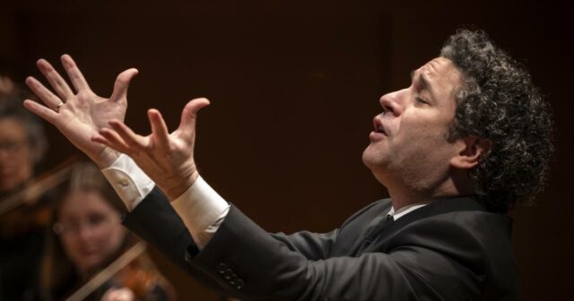 Com sua primeira 'Missa Solemnis', Gustavo Dudamel assume o maior Com sua primeira 'Missa Solemnis', Gustavo Dudamel assume o maior desafio espiritual de Beethoven