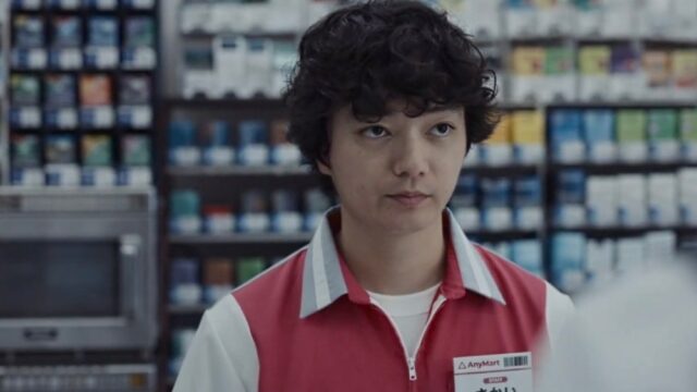 Comédia de terror em loja de conveniência 'AnyMart': o diretor Iwasaki Yusuke revela seu filme de estreia na Berlinale
