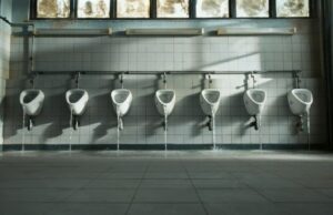 Comercial do Liquid IV Super Bowl oferece aos espectadores uma pausa para usar o banheiro Comercial do Liquid IV Super Bowl oferece aos espectadores uma pausa para usar o banheiro