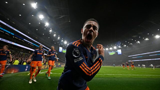 Como assistir Aston Villa x Newcastle United online gratuitamente
