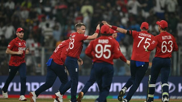 Como assistir Inglaterra x Escócia na Copa do Mundo T20 Como assistir Inglaterra x Escócia na Copa do Mundo T20 online gratuitamente