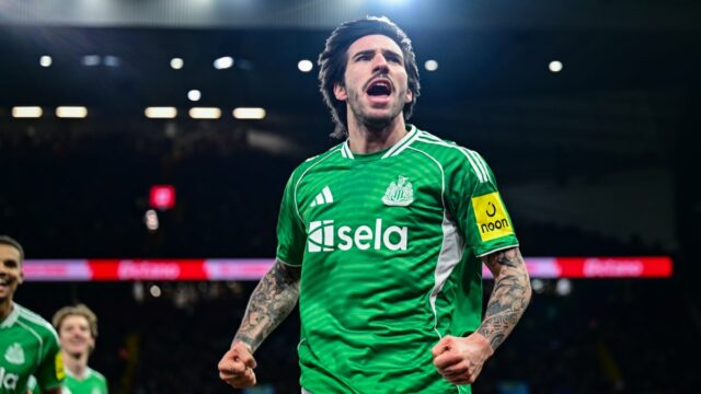 Como assistir Qarabag x Newcastle online gratuitamente
