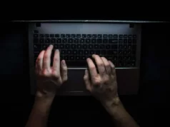 Como navegar na Dark Web Diálogo de acesso pago