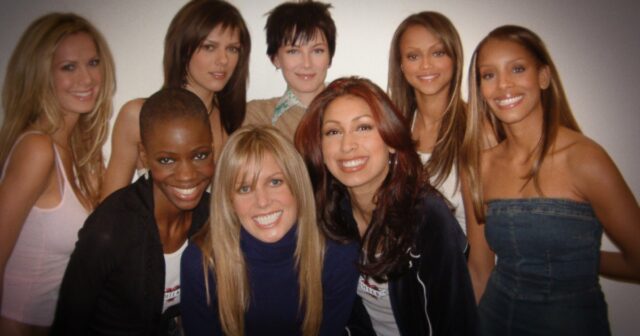 GettyImages-83344006 Adrianne Curry está no documentário Netflix ANTM