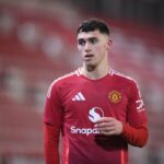 James Scanlon jogando pelo Manchester United Sub-21 contra o Lincoln City