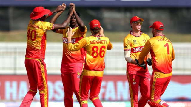 Copa do Mundo T20 2026: Zimbábue garante vitória por oito postigos contra Omã

