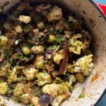 Couve-flor e ensopado marroquino Romanesco é uma refeição de inverno perfeita e vibrante