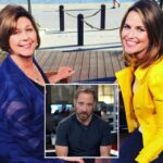 Savannah Guthrie e Nancy Guthrie sentadas em cadeiras, sorrindo em frente a uma janela com vista para o oceano.