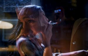 Crítica de ‘Moonglow’: Isabel Sandoval desaba com um Filipino Noir atmosférico, mas soporífico Crítica de 'Moonglow': Isabel Sandoval desaba com um Filipino Noir atmosférico, mas soporífico