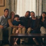 Crítica de 'Te vejo quando eu te vejo': Cooper Raiff lida com a morte de sua irmã em uma tragédia muito familiar, do diretor Jay Duplass