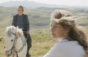 Crítica de ‘To Hold a Mountain’: Vencedor do prêmio Sundance revela a força e a beleza da não-ficção observacional Crítica de 'To Hold a Mountain': Vencedor do prêmio Sundance revela a força e a beleza da não-ficção observacional