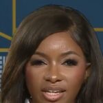 Crockett: CBS não deveria dobrar os joelhos para Trump – o tiro sai sempre pela culatra