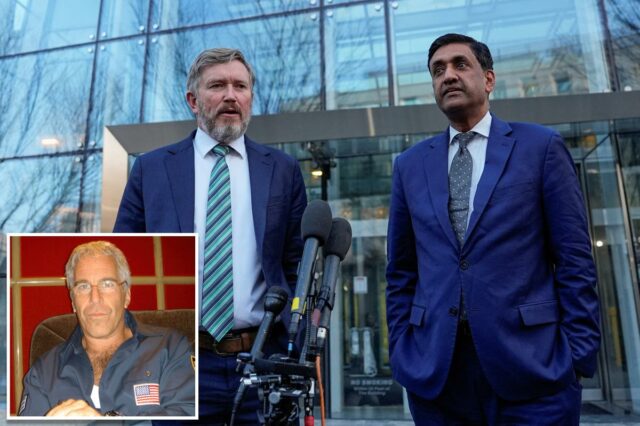 Esta foto sem data divulgada pelo Departamento de Justiça dos EUA mostra Jeffrey Epstein. (Departamento de Justiça dos EUA via AP)