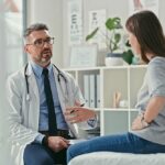 Os médicos quase sempre sabem, ou pelo menos suspeitam, que nossos pacientes não estão sendo totalmente honestos. Somos treinados para detectar inconsistências