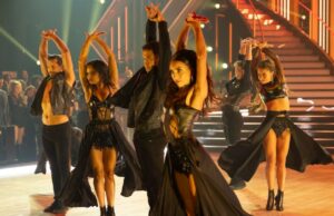‘Dancing With the Stars’ anuncia a primeira convenção de fãs com 17 profissionais e 14 ex-concorrentes celebridades 'Dancing With the Stars' anuncia a primeira convenção de fãs com 17 profissionais e 14 ex-concorrentes celebridades