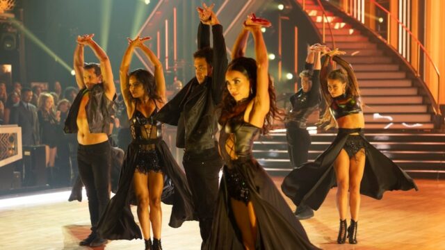 'Dancing With the Stars' anuncia a primeira convenção de fãs com 17 profissionais e 14 ex-concorrentes celebridades
