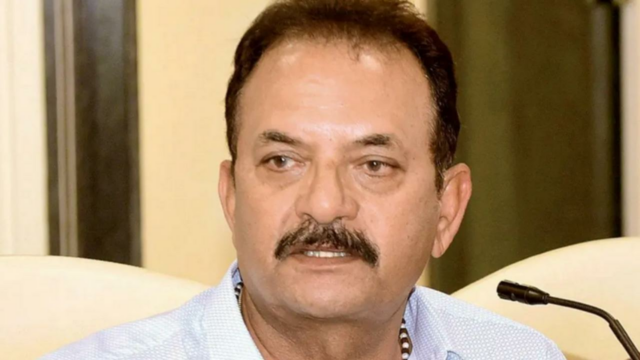 `Danificando seu próprio críquete...`: Madan Lal sobre a decisão do `Danificando seu próprio críquete...`: Madan Lal sobre a decisão do Paquistão