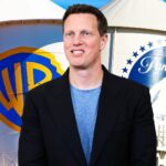 Senador Cory Booker (D-New Jersey) e CEO da Paramount David Ellison (Getty Images)