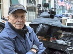 David Yarnell, produtor indicado ao Emmy, morre aos 96 anos Catherine O'Hara participa do TIFF Tribute Awards durante o Festival Internacional de Cinema de Toronto de 2025 em 7 de setembro de 2025. (Crédito: Matt Winkelmeyer/Getty Images)